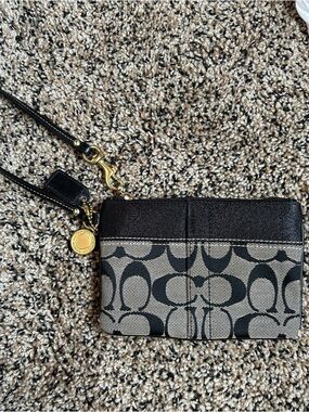 Vintage Coach Signature Canvas Wristlet in Black/Tan with Gold Hardware